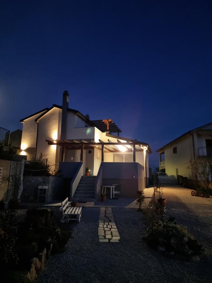 Apartamento Apartman Luce Brzac Exterior foto